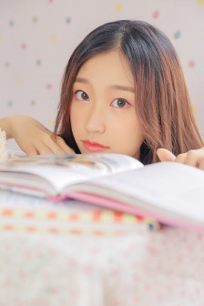 老公看我和别人发的关系好开心